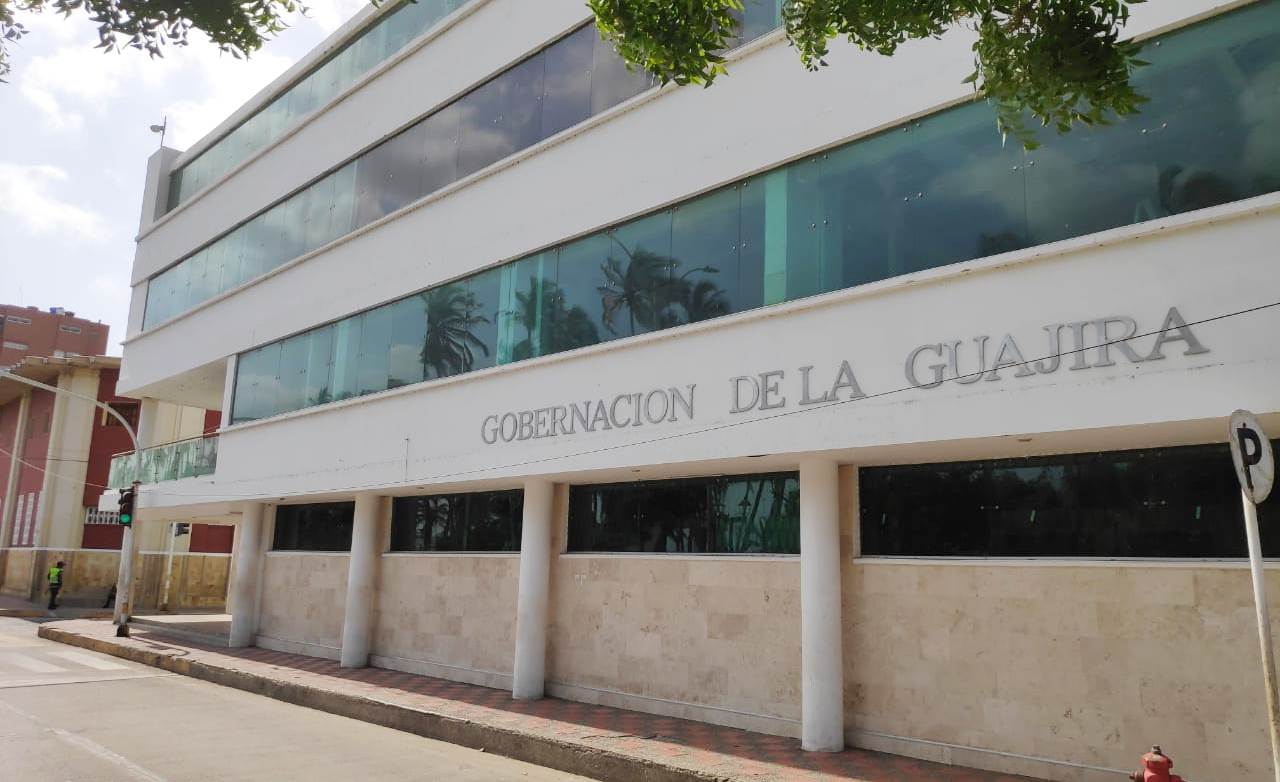 Y a propósito de la gobernación…