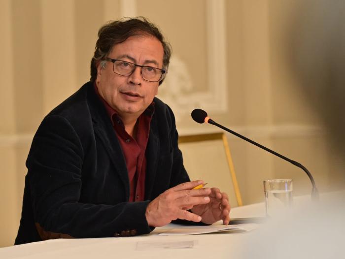 Señor presidente Petro, no gobierne imponiendo sino concertando